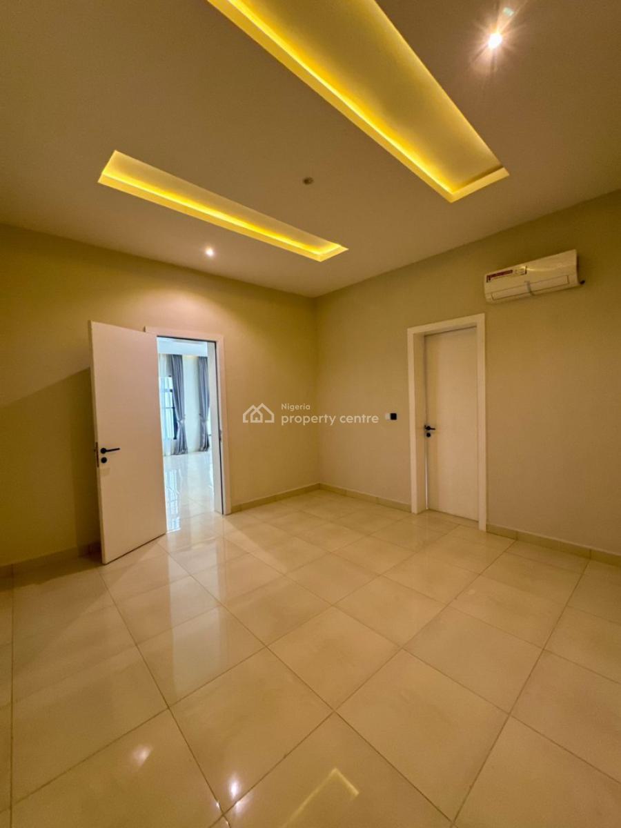 Luxury 5 Bedroom Fully Detached House with Bq in a Mini Estate, Lekki Phase 1, Lekki, Lagos, Detached Duplex for Sale
