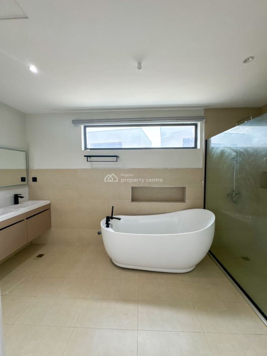 Luxury 5 Bedroom Fully Detached House with Bq in a Mini Estate, Lekki Phase 1, Lekki, Lagos, Detached Duplex for Sale
