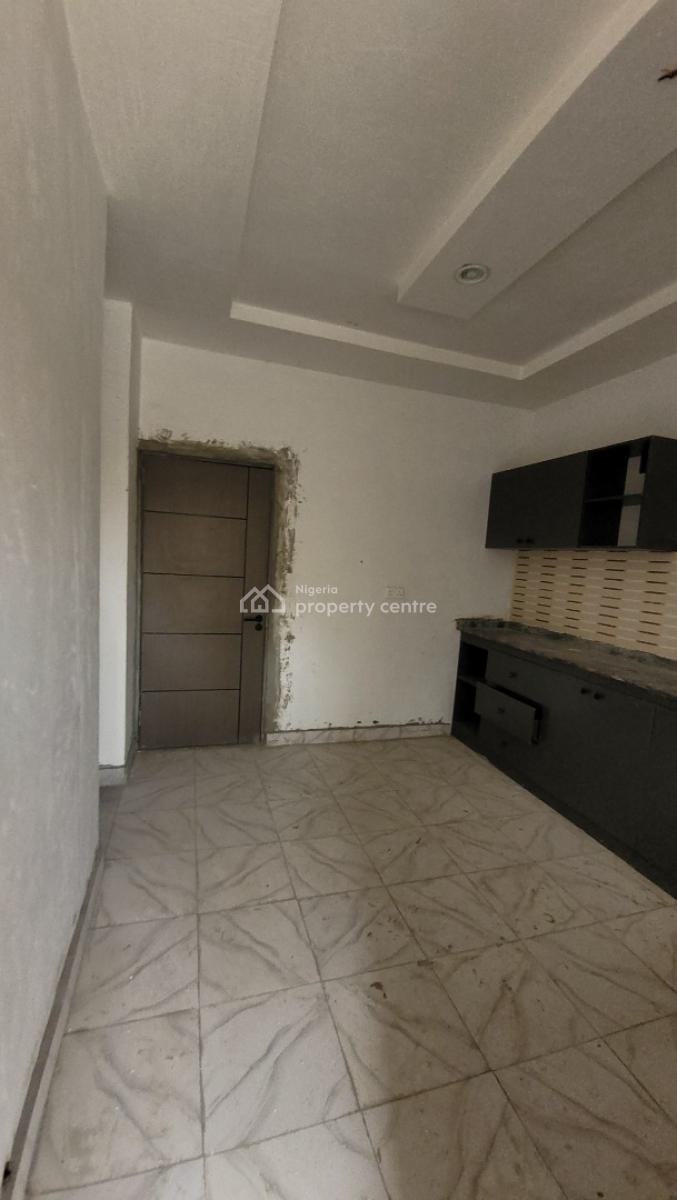 Tear Rubber 2 Bedroom Apartment, Ogombo, Ogombo, Ajah, Lagos, Flat / Apartment for Rent