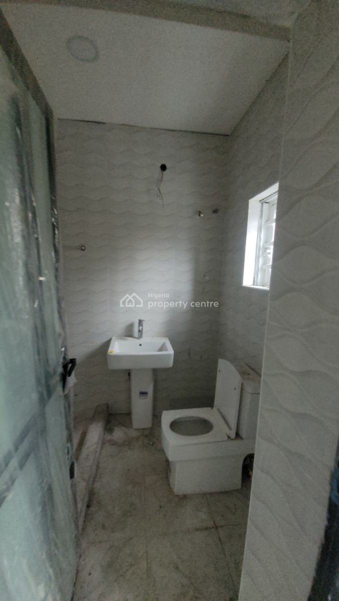 Tear Rubber 2 Bedroom Apartment, Ogombo, Ogombo, Ajah, Lagos, Flat / Apartment for Rent