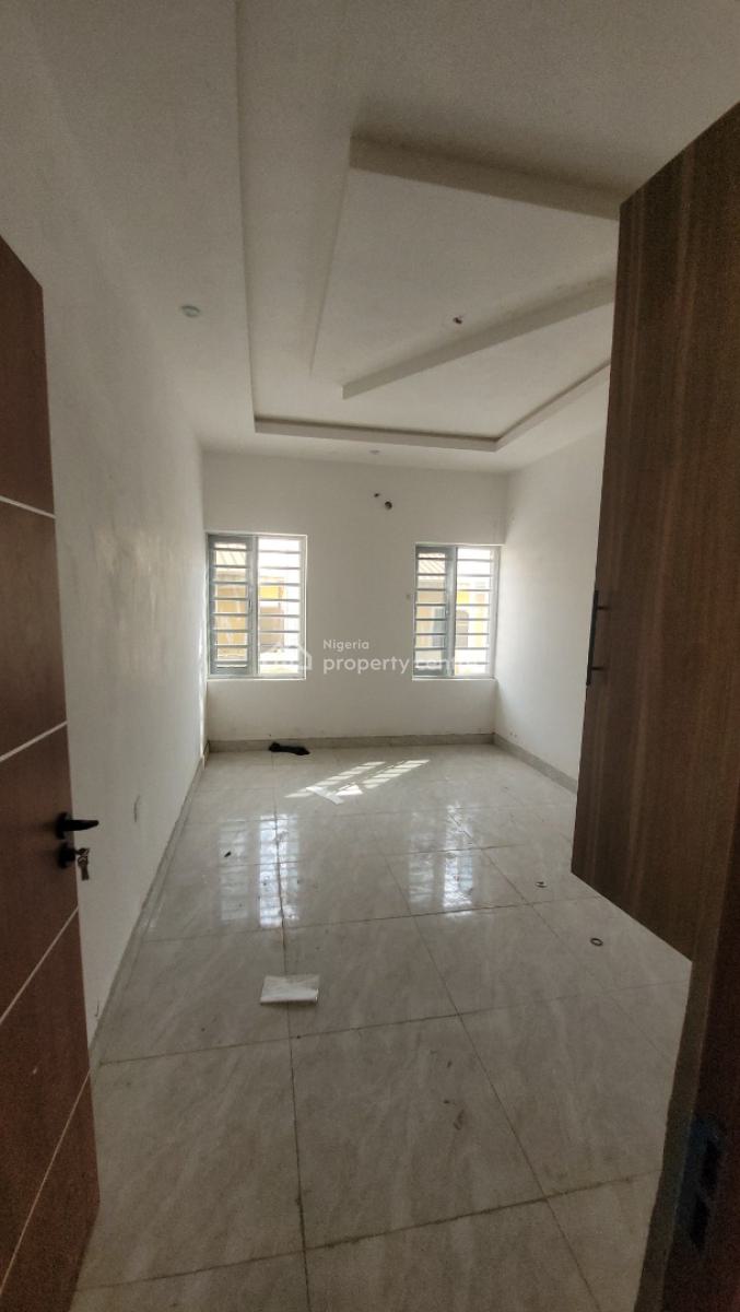 Tear Rubber 2 Bedroom Apartment, Ogombo, Ogombo, Ajah, Lagos, Flat / Apartment for Rent