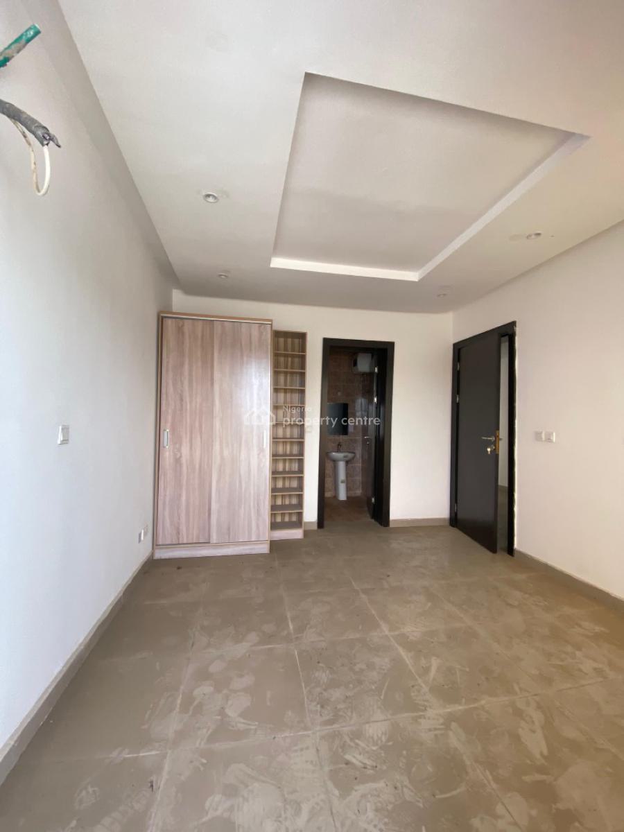 4 Bedrooms Terraced Duplex with Bq, Box Room, Berra Estate, Lekki, Lagos, Terraced Duplex for Sale