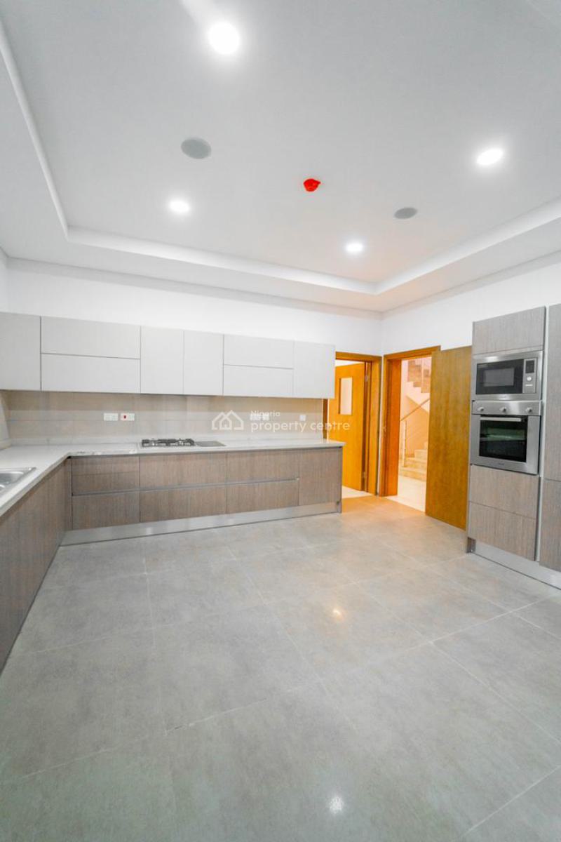 Luxury 5 Bedrooms Detached Duplex with Bq, Lekki Phase 1, Lekki, Lagos, Detached Duplex for Sale