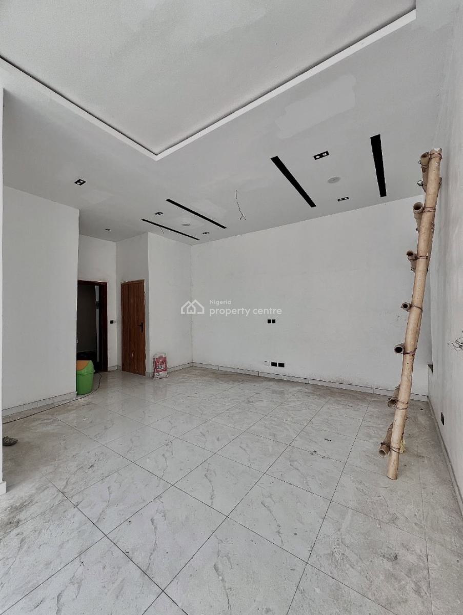 Fully Serviced 2 Bedroom Apartment with a Swimming Pool, Ikate, Lekki, Lagos, Block of Flats for Sale