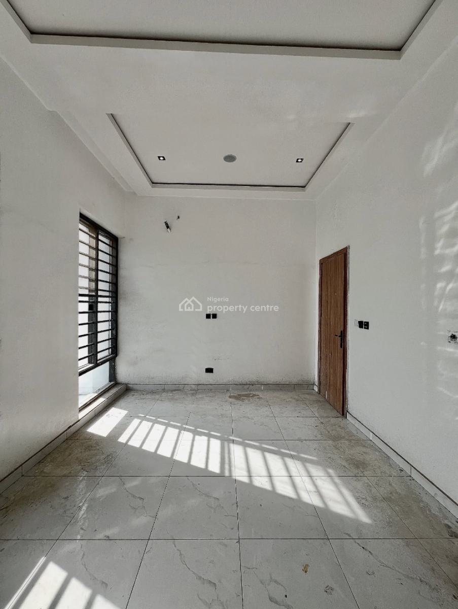 Fully Serviced 2 Bedroom Apartment with a Swimming Pool, Ikate, Lekki, Lagos, Block of Flats for Sale