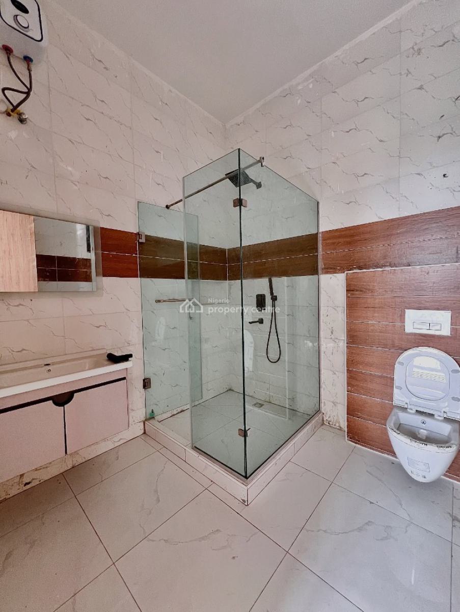 Fully Serviced 2 Bedroom Apartment with a Swimming Pool, Ikate, Lekki, Lagos, Block of Flats for Sale