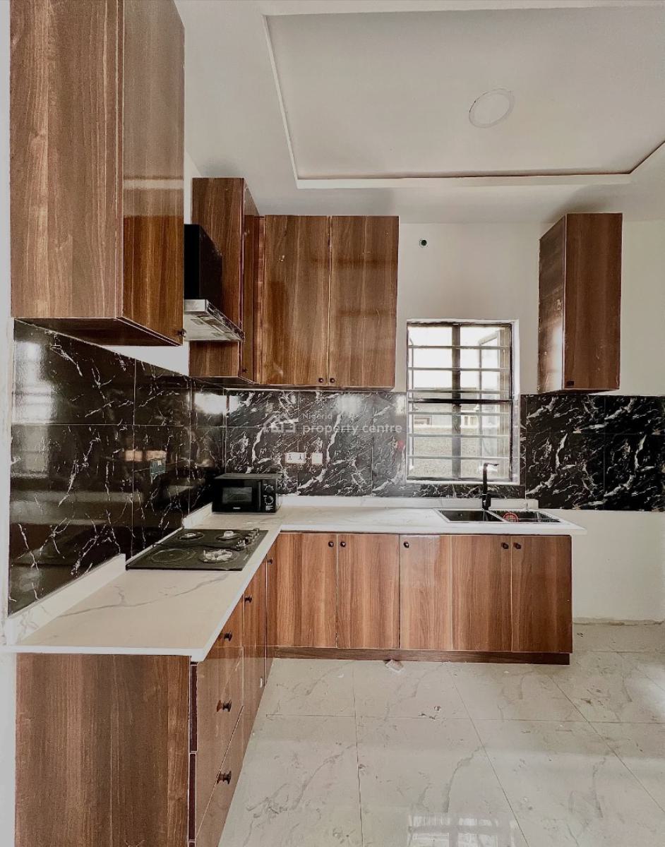 Lovely 1 Bedroom Apartment, Orchid, Lekki, Lagos, Block of Flats for Sale