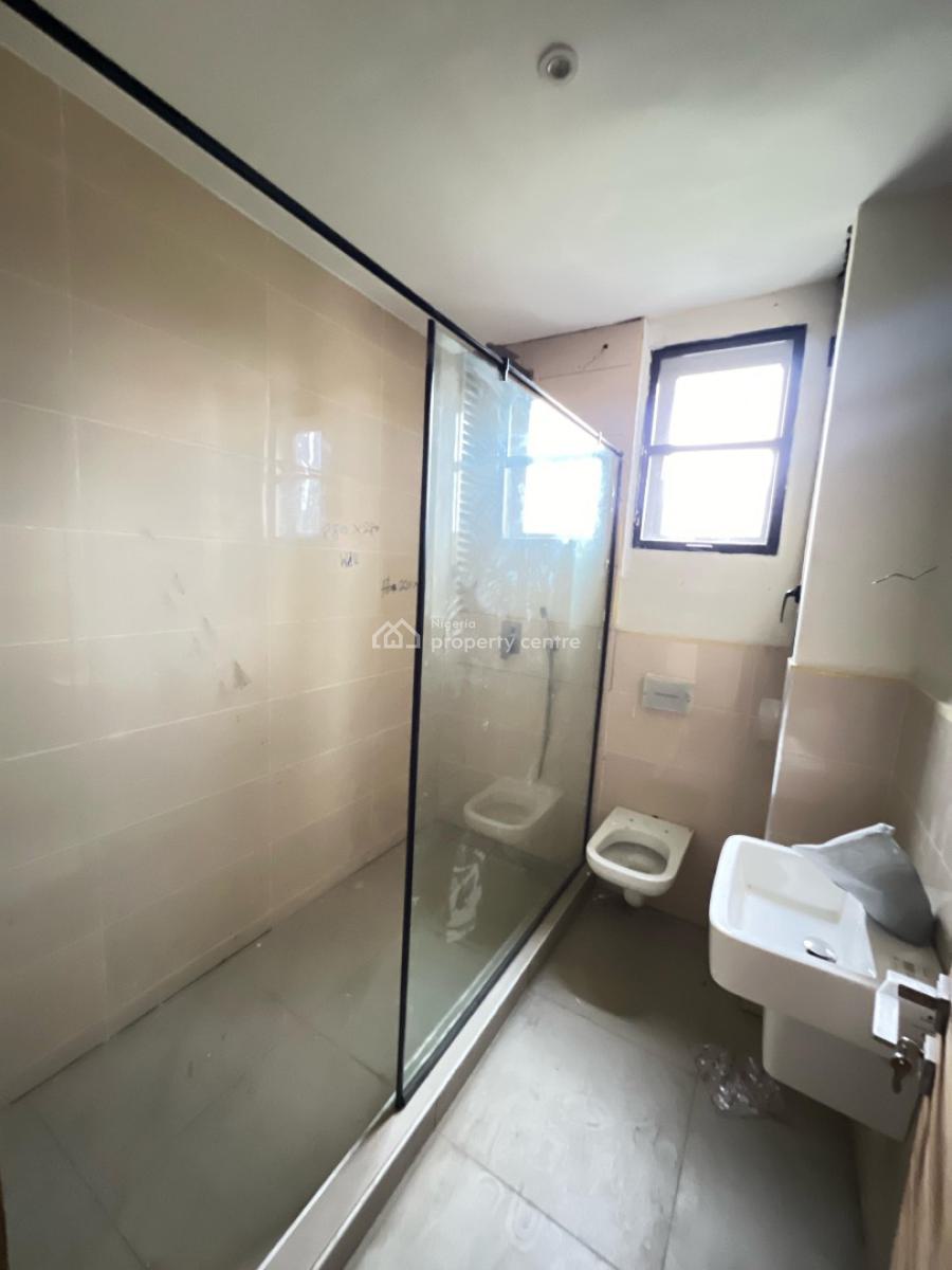 Finely Finished 3 Bedroom Apartment, Lekki Phase 1, Lekki, Lagos, Flat / Apartment for Sale