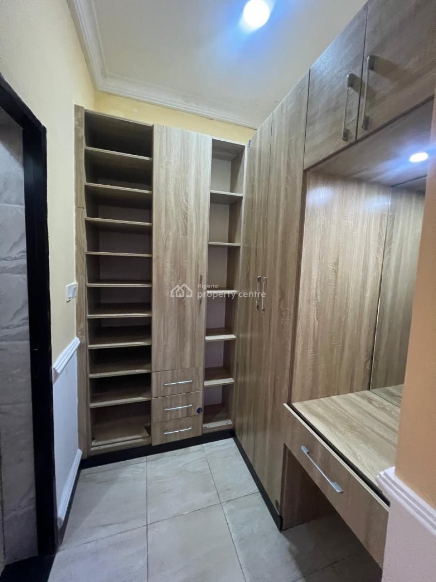 2 Bedrooms, Ikate, Lekki, Lagos, Terraced Duplex for Rent