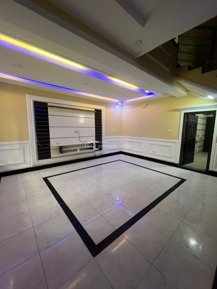 2 Bedrooms, Ikate, Lekki, Lagos, Terraced Duplex for Rent