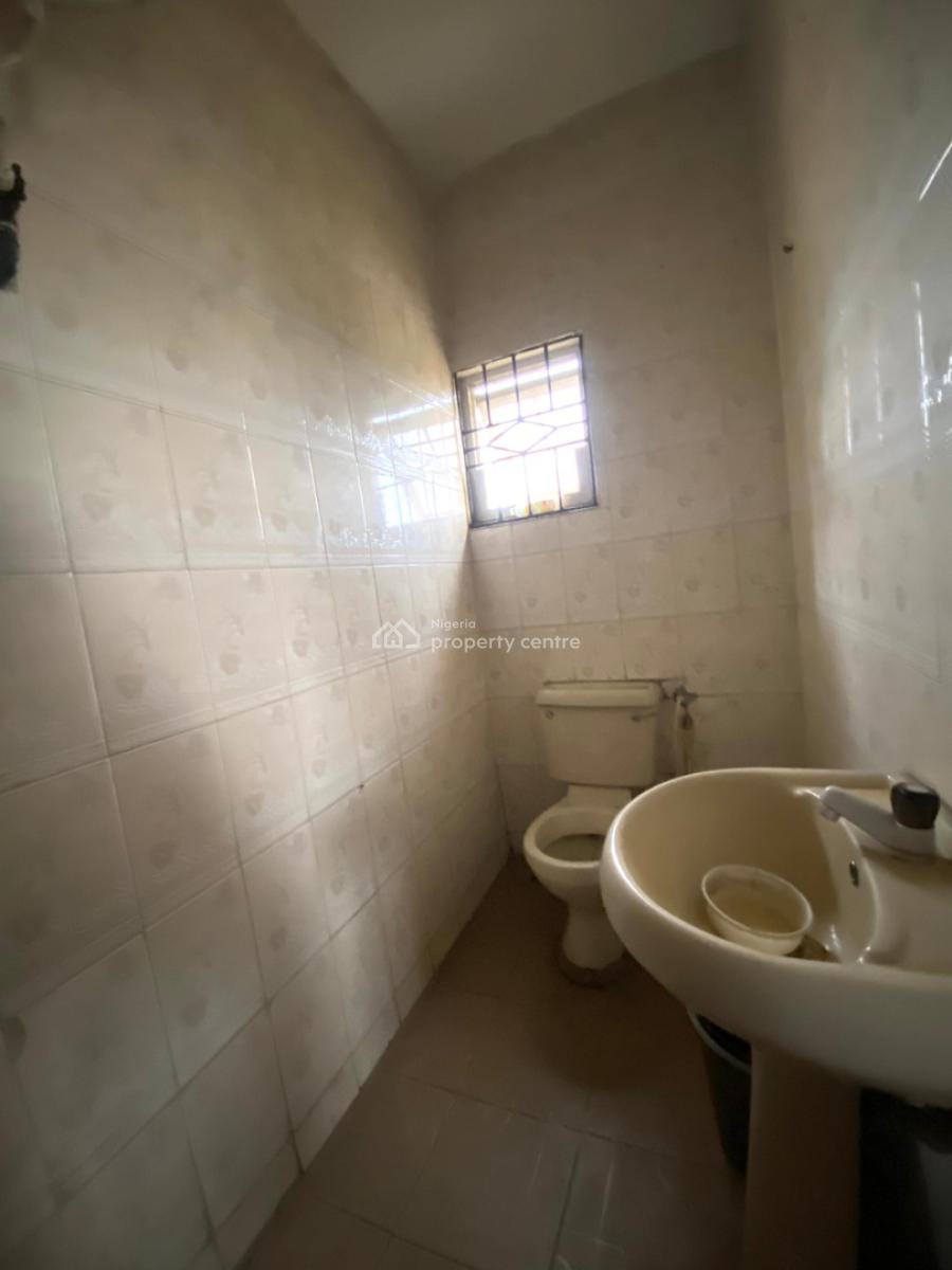 Spacious 3 Bedroom Apartment, Badore, Ajah, Lagos, Flat / Apartment for Rent
