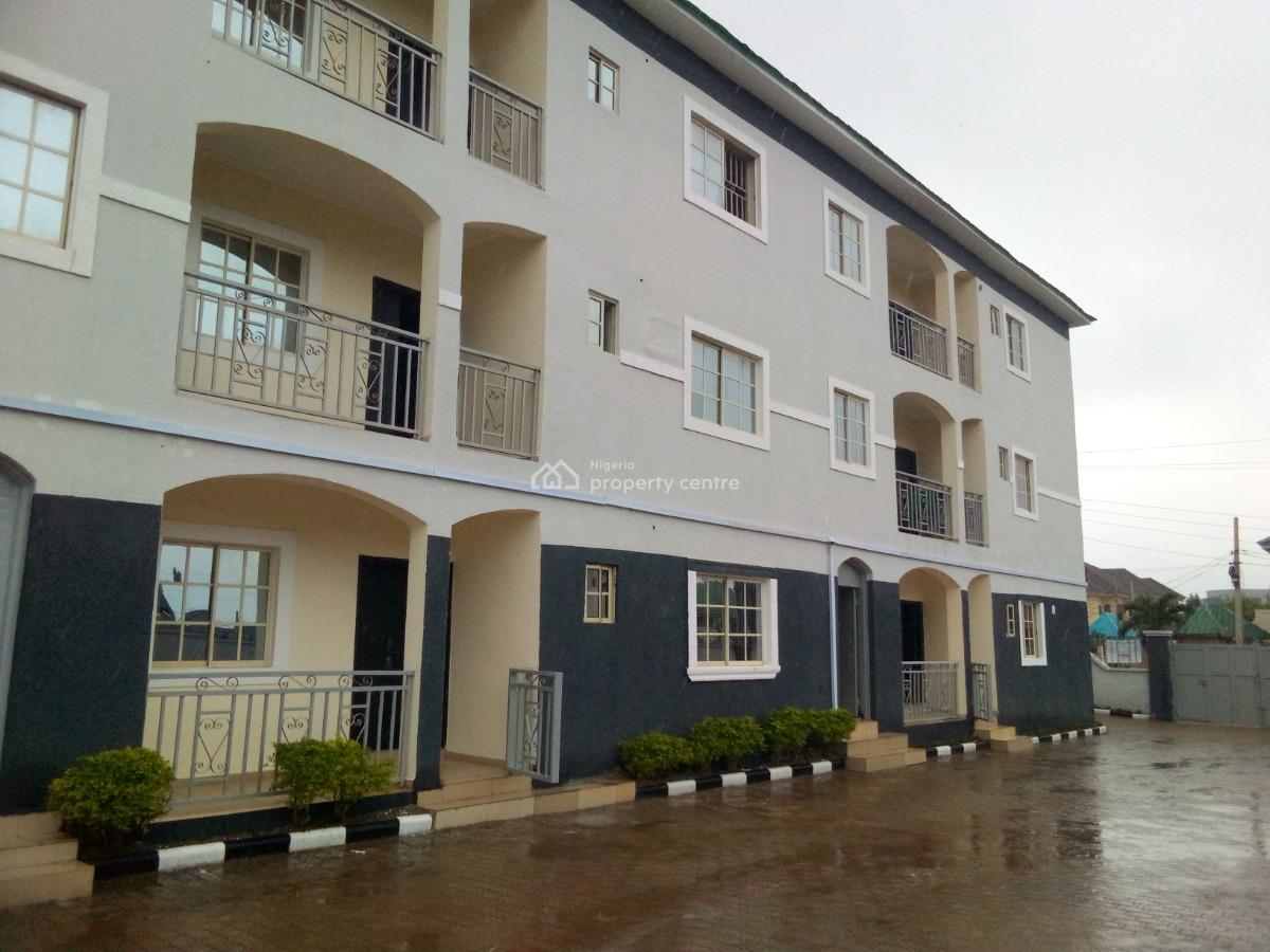 Spacious 3 Bedroom (4toilets) Inside Estate, News Engineering, Dawaki, Gwarinpa, Abuja, Flat / Apartment for Rent
