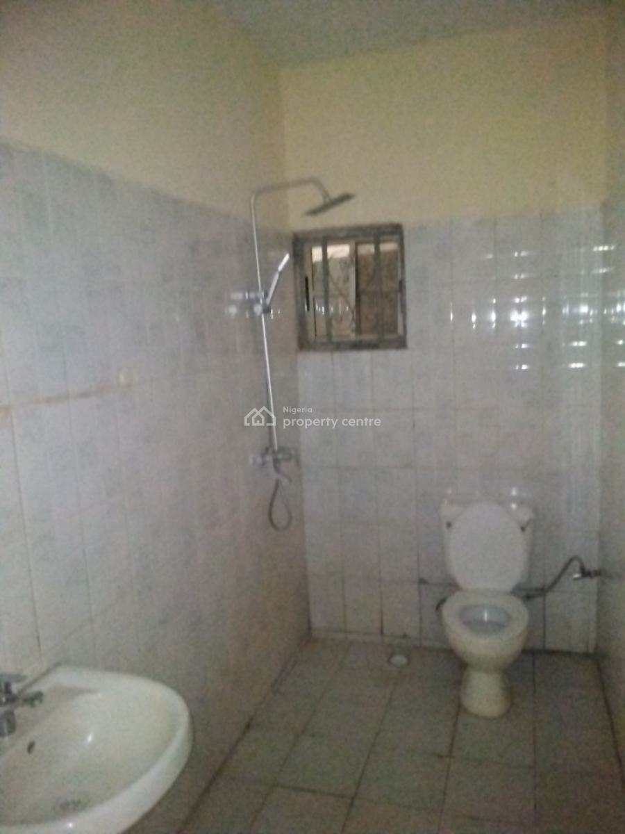 Spacious 3 Bedroom (4toilets) Inside Estate, News Engineering, Dawaki, Gwarinpa, Abuja, Flat / Apartment for Rent