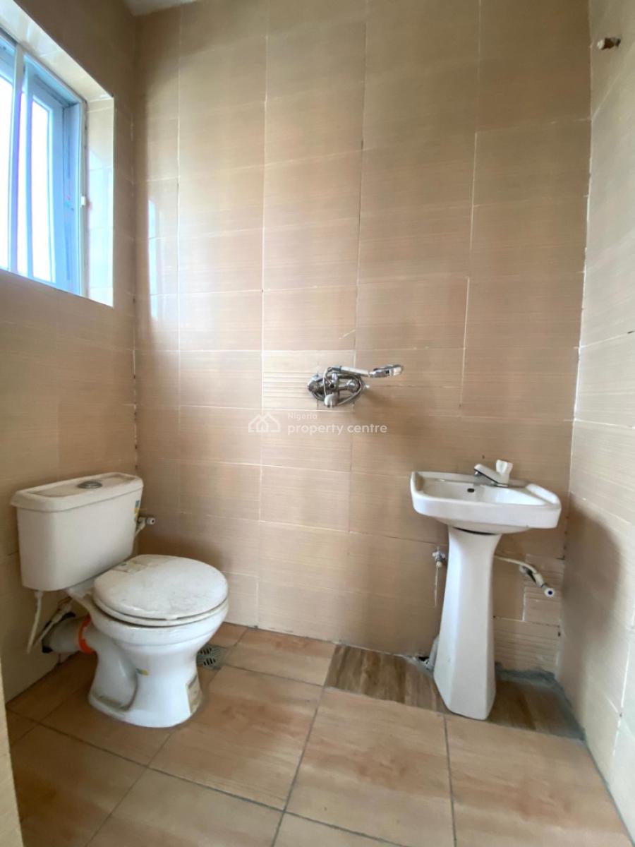 Spacious 2 Bedroom Apartment, Badore, Ajah, Lagos, Flat / Apartment for Rent