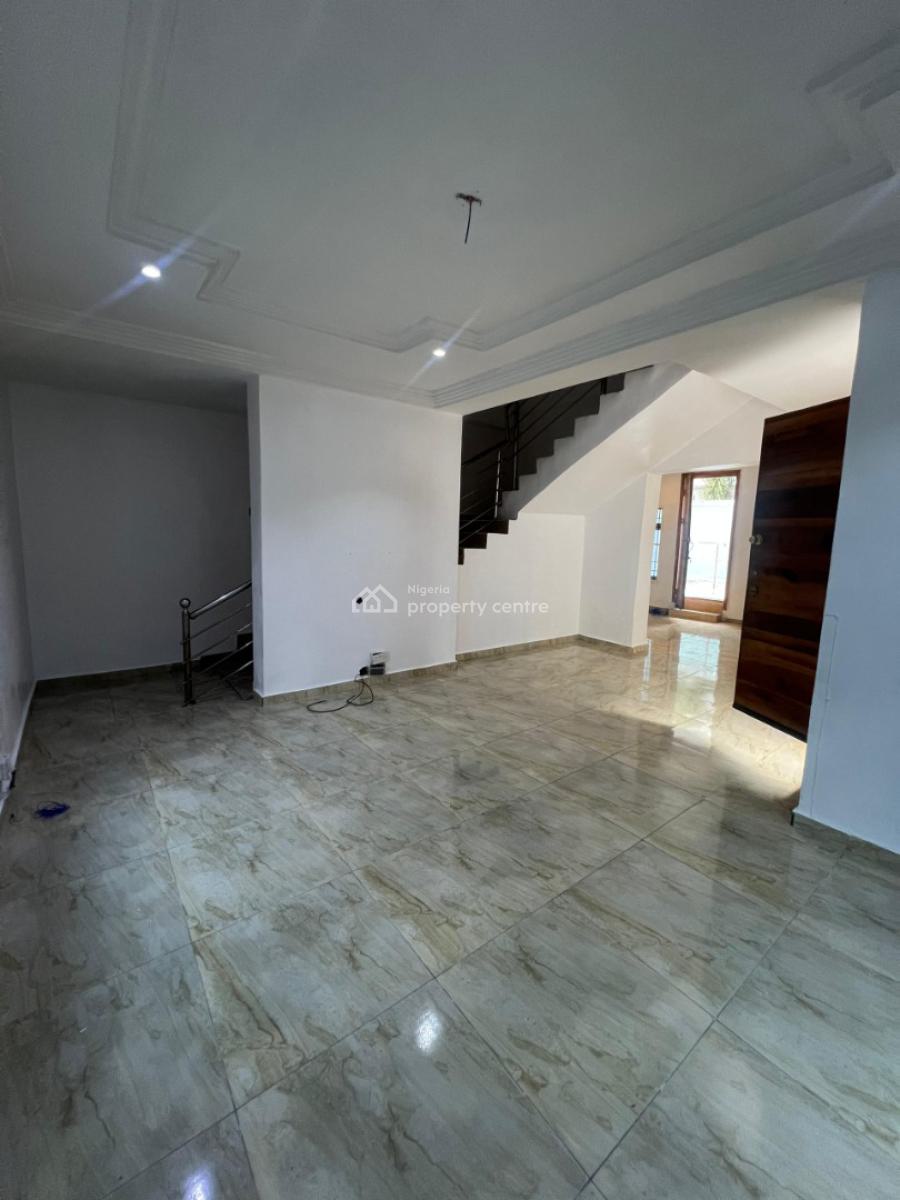 3 Bedroom Apartment, Off Freedom Way, Lekki Phase 1, Lekki, Lagos, Terraced Duplex for Rent