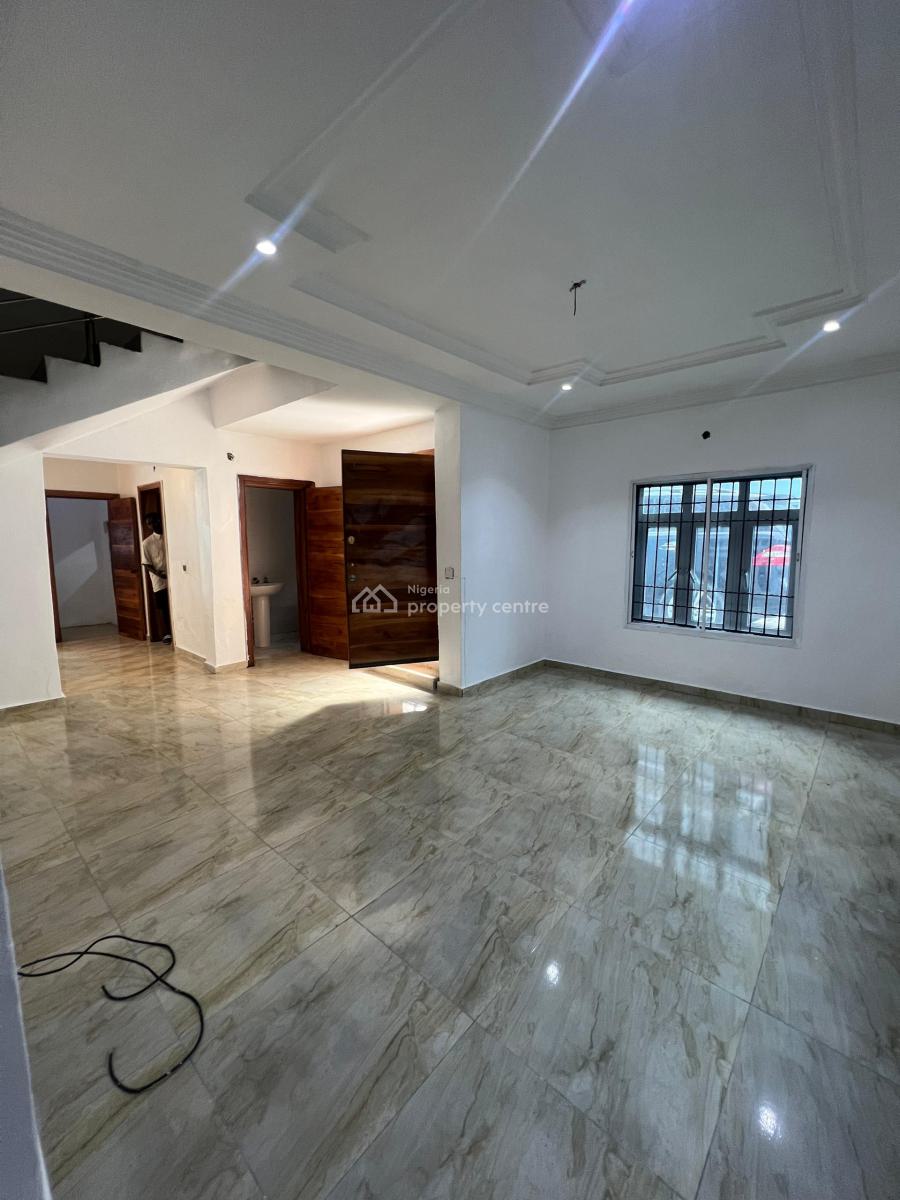 3 Bedroom Apartment, Off Freedom Way, Lekki Phase 1, Lekki, Lagos, Terraced Duplex for Rent