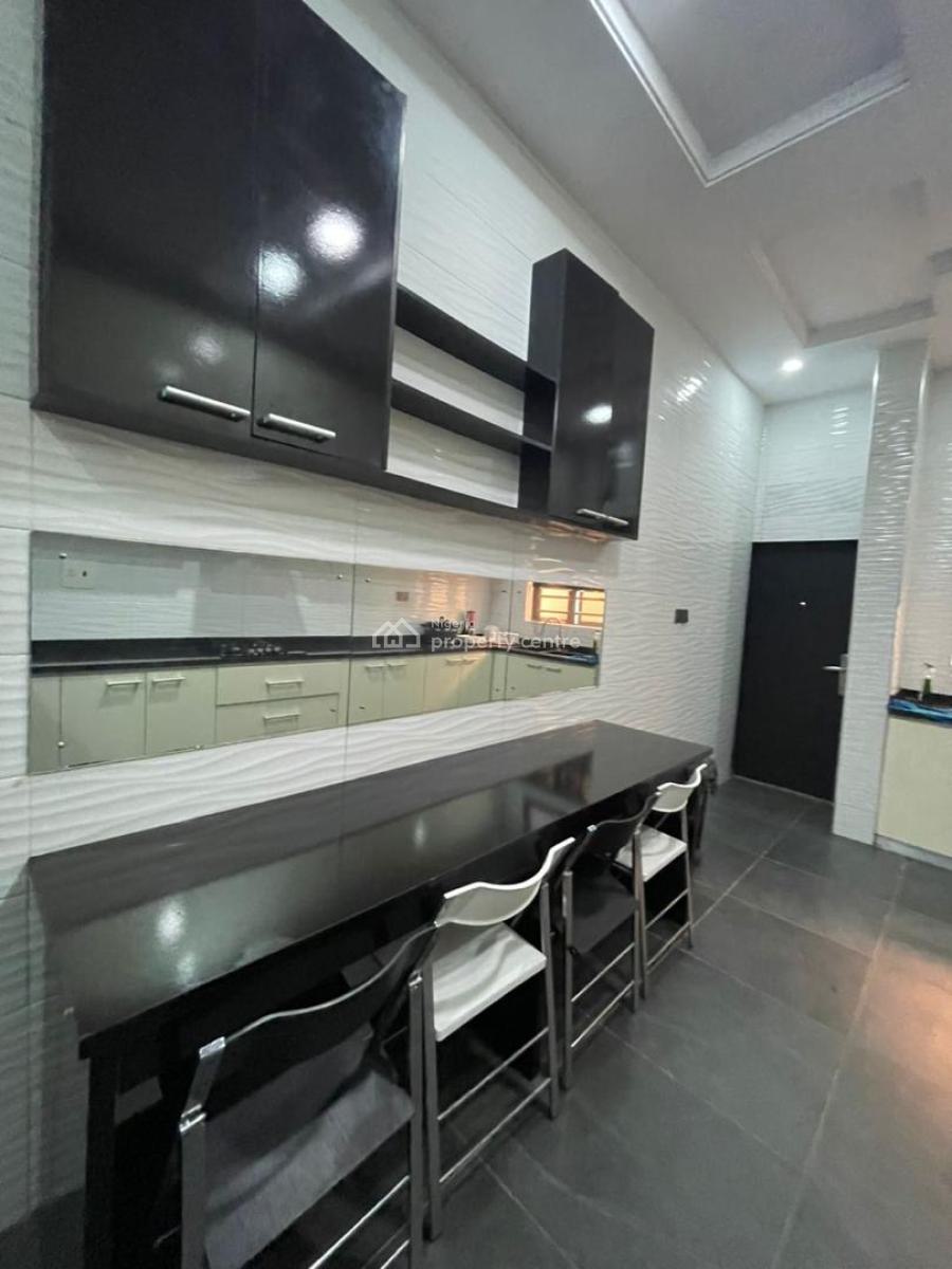 Luxury 2-bedroom Apartment in Lekki Phase 1, Lekki Phase 1, Lekki, Lagos, Flat / Apartment Short Let