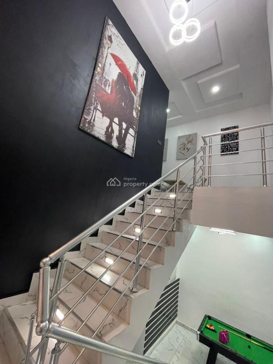 Luxury 2-bedroom Apartment in Lekki Phase 1, Lekki Phase 1, Lekki, Lagos, Flat / Apartment Short Let