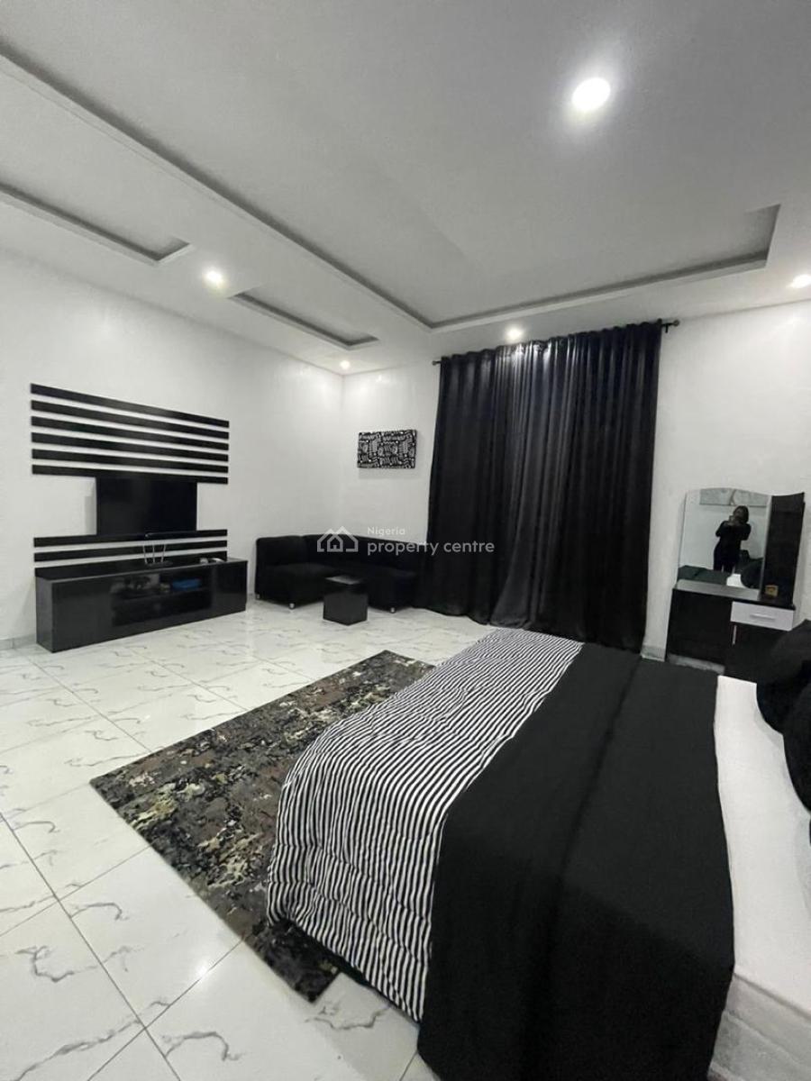 Luxury 2-bedroom Apartment in Lekki Phase 1, Lekki Phase 1, Lekki, Lagos, Flat / Apartment Short Let
