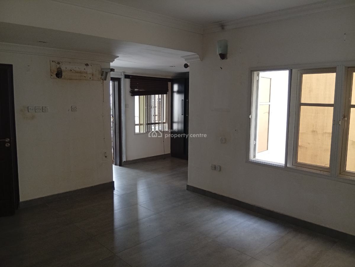 a Self Serviced 4 Bedroom Terrace with Bq in Lekki Phase 1, Lekki Phase 1, Lekki Phase 1, Lekki, Lagos, Terraced Duplex for Rent