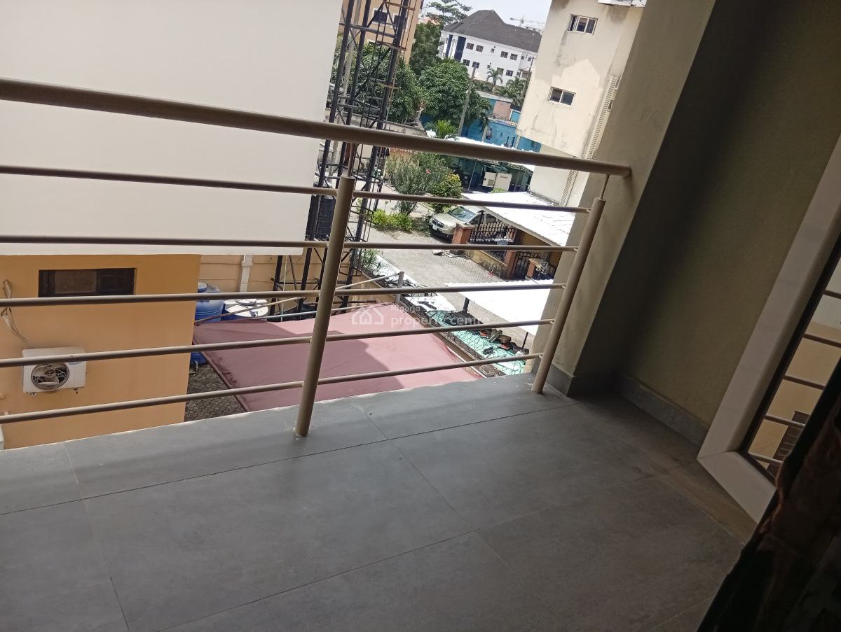 a Self Serviced 4 Bedroom Terrace with Bq in Lekki Phase 1, Lekki Phase 1, Lekki Phase 1, Lekki, Lagos, Terraced Duplex for Rent