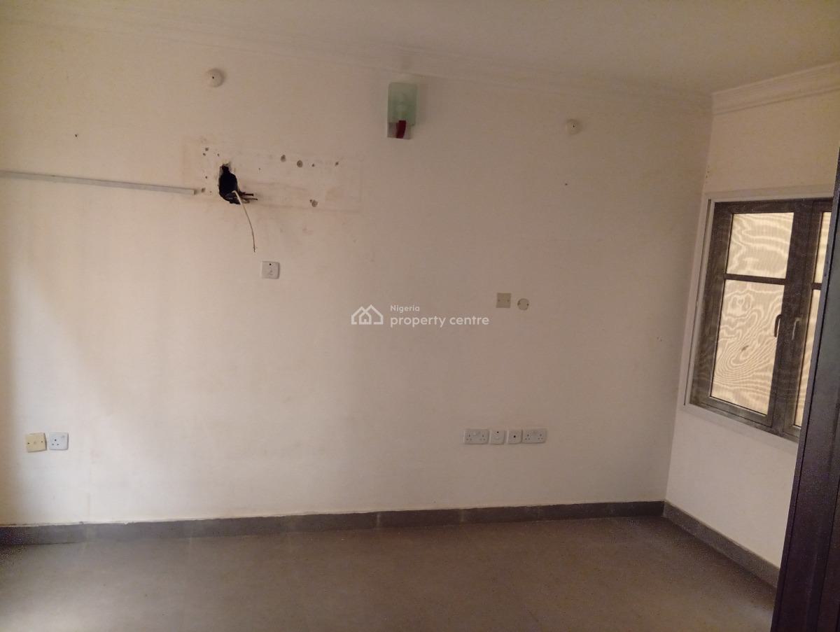 a Self Serviced 4 Bedroom Terrace with Bq in Lekki Phase 1, Lekki Phase 1, Lekki Phase 1, Lekki, Lagos, Terraced Duplex for Rent