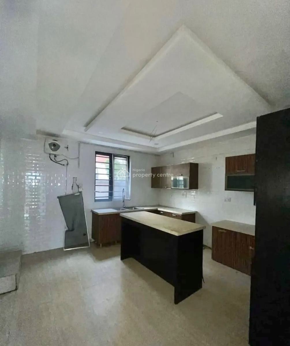 Well Built 4 Bedroom Terrace Duplex with Bq, Osapa, Lekki, Lagos, Terraced Duplex for Rent