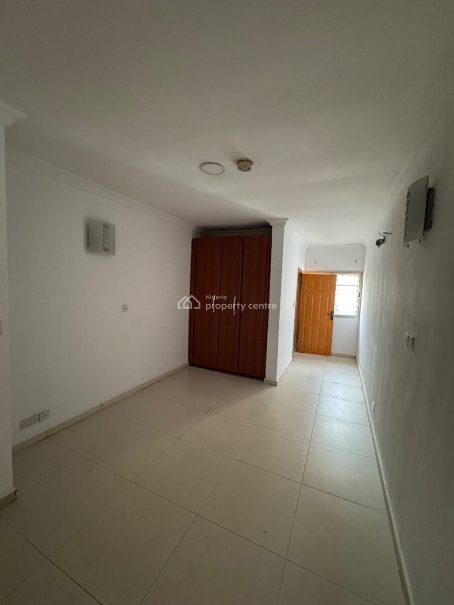 Spacious 4 Bedroom Terrace Duplex + Bq, Off Admiralty Way, Lekki Phase 1, Lekki, Lagos, Terraced Duplex for Rent