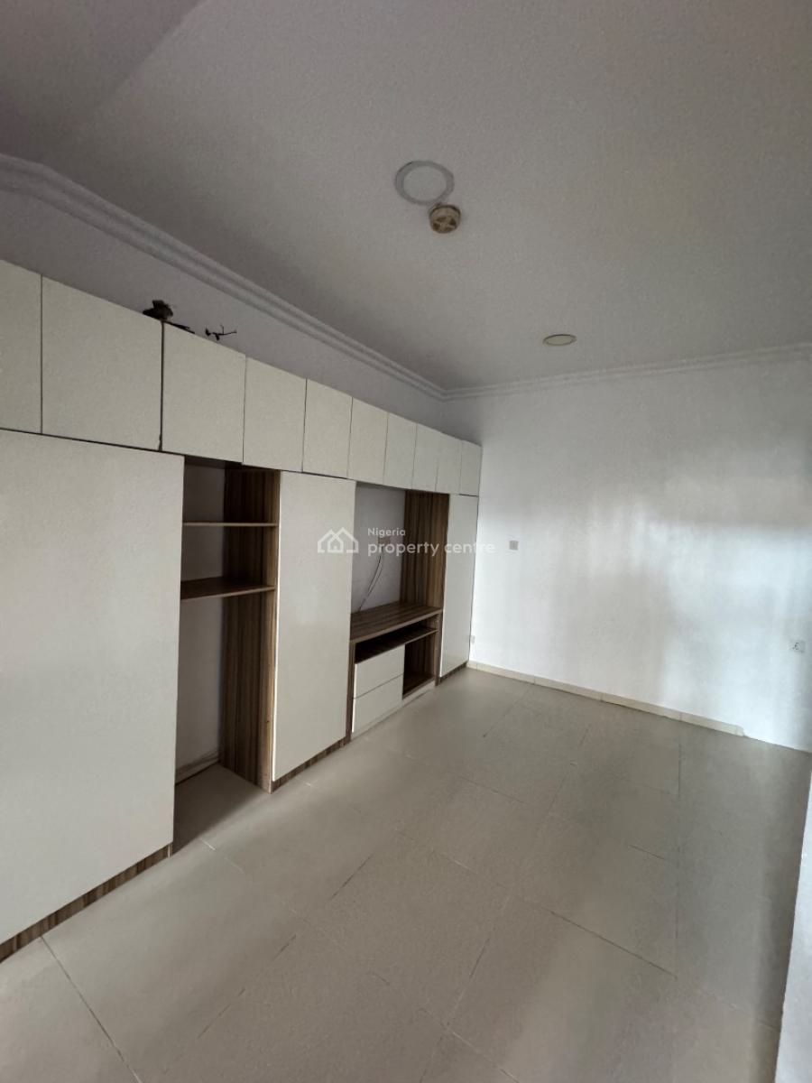 Spacious 4 Bedroom Terrace Duplex + Bq, Off Admiralty Way, Lekki Phase 1, Lekki, Lagos, Terraced Duplex for Rent