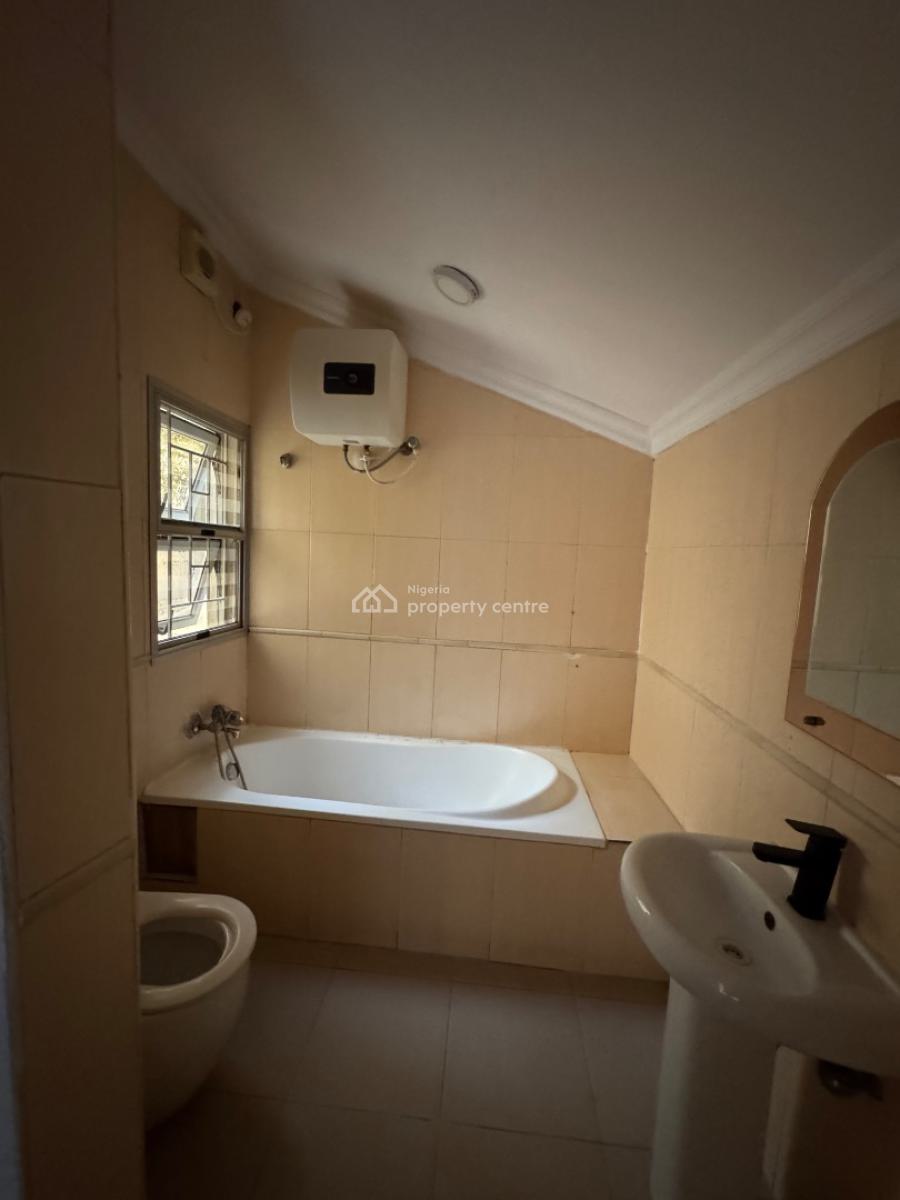 Spacious 4 Bedroom Terrace Duplex + Bq, Off Admiralty Way, Lekki Phase 1, Lekki, Lagos, Terraced Duplex for Rent