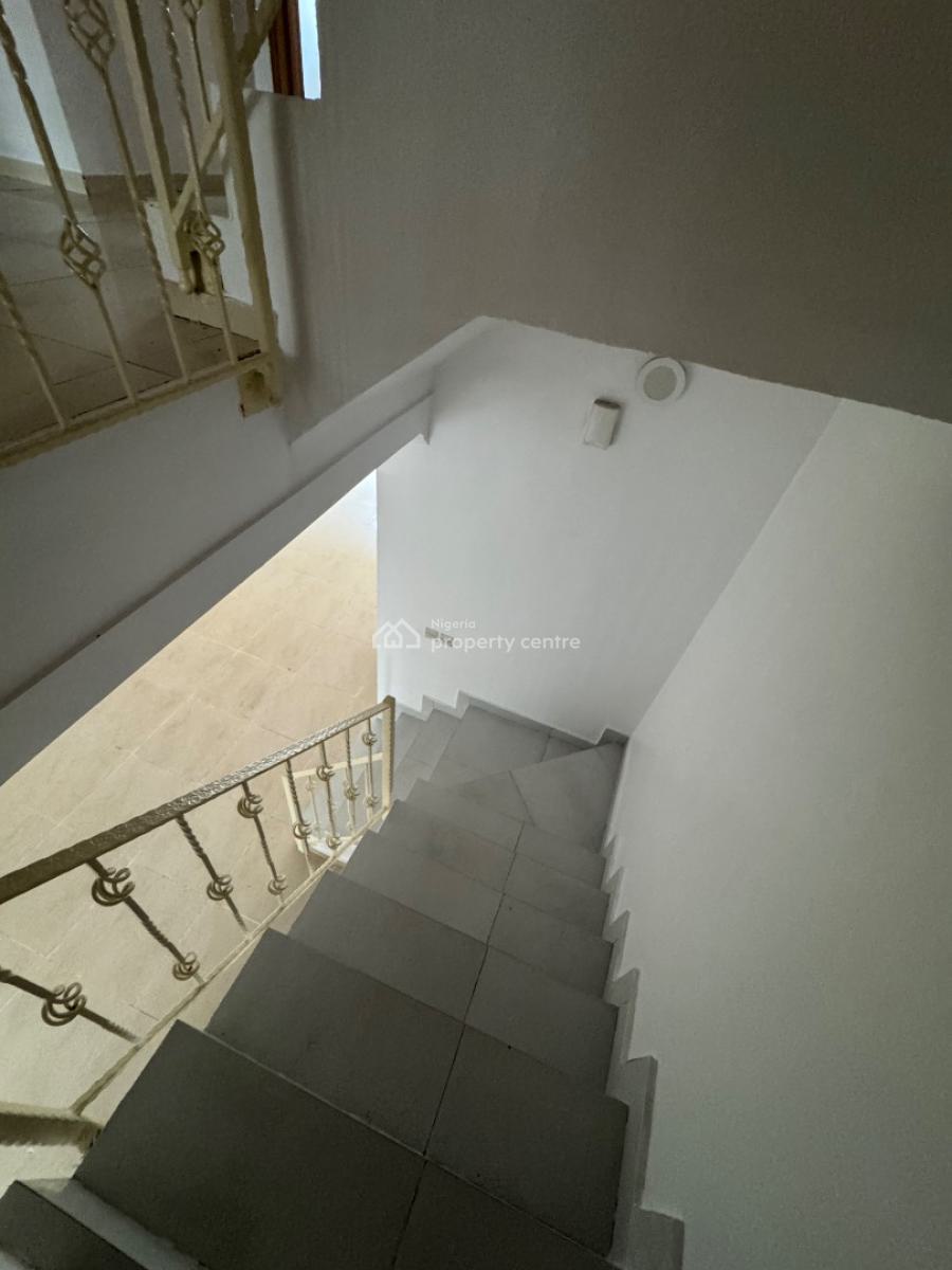 Spacious 4 Bedroom Terrace Duplex + Bq, Off Admiralty Way, Lekki Phase 1, Lekki, Lagos, Terraced Duplex for Rent
