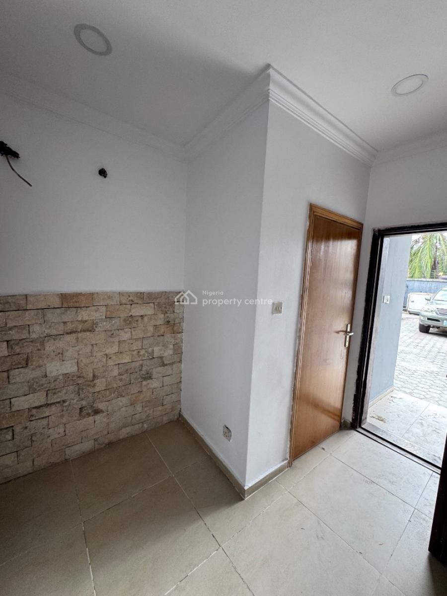 Spacious 4 Bedroom Terrace Duplex + Bq, Off Admiralty Way, Lekki Phase 1, Lekki, Lagos, Terraced Duplex for Rent