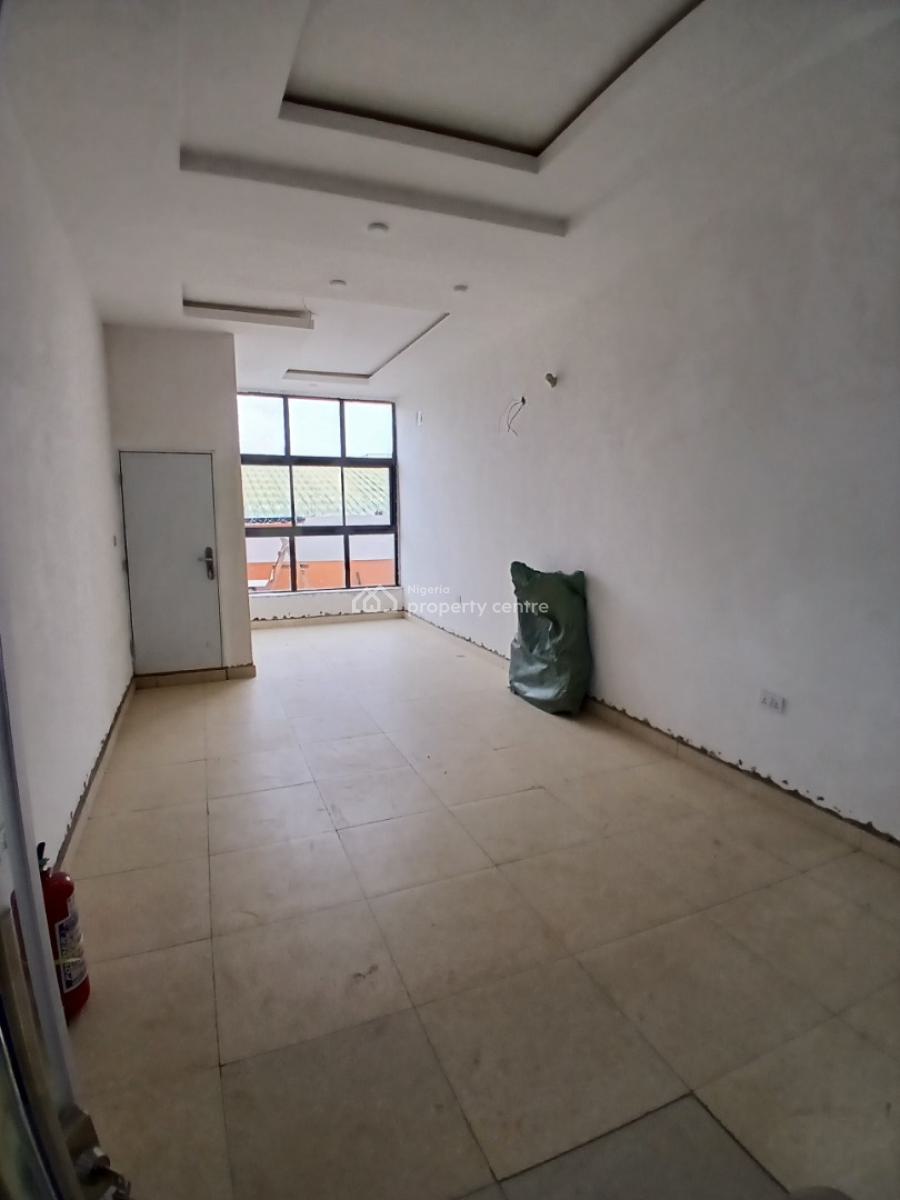 Specious Ground Floor Plaza Shop Available for Lease, Off 3rd Avenue, Gwarinpa, Abuja, Shop for Rent