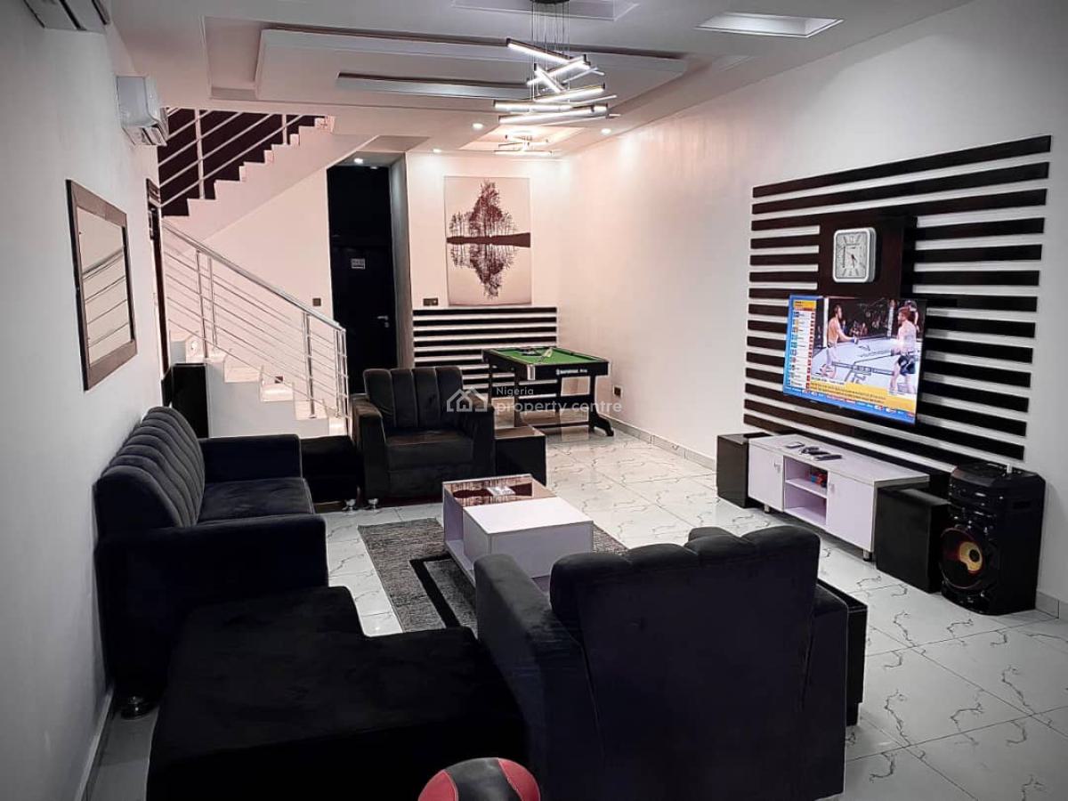 Elegant 4 Bedroom Party Apartment in a Serene Environment, Off Awolowo Way Ikeja Lagos, Ikeja, Lagos, House Short Let
