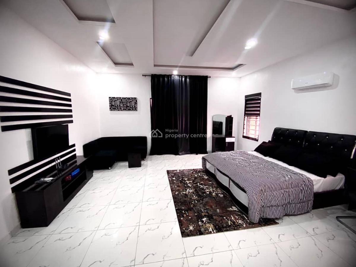 Elegant 4 Bedroom Party Apartment in a Serene Environment, Off Awolowo Way Ikeja Lagos, Ikeja, Lagos, House Short Let