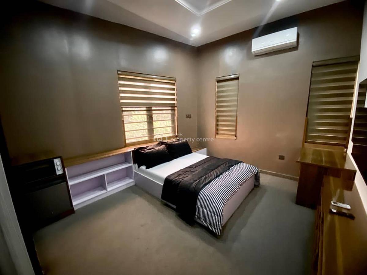 Elegant 4 Bedroom Apartment in a Beautiful Neighborhood, Off Awolowo Way Ikeja Lagos, Ikeja, Lagos, House Short Let