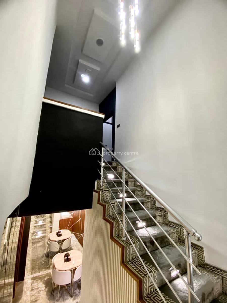 Elegant 4 Bedroom Apartment in a Beautiful Neighborhood, Off Awolowo Way Ikeja Lagos, Ikeja, Lagos, House Short Let