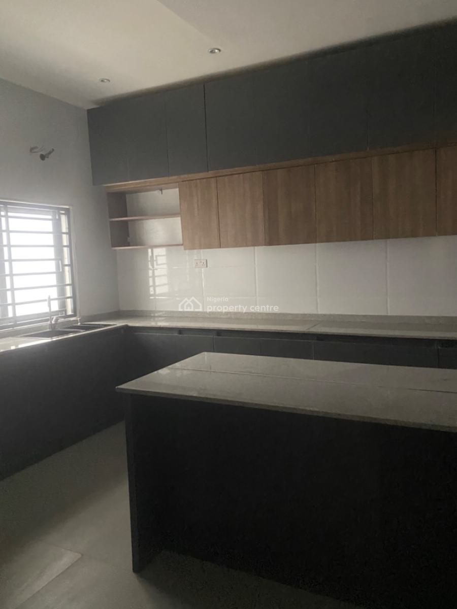 Luxury 4 Bedroom +1 Massive Bq with a Private Back /tarred Road, Jahi, Abuja, Terraced Duplex for Rent