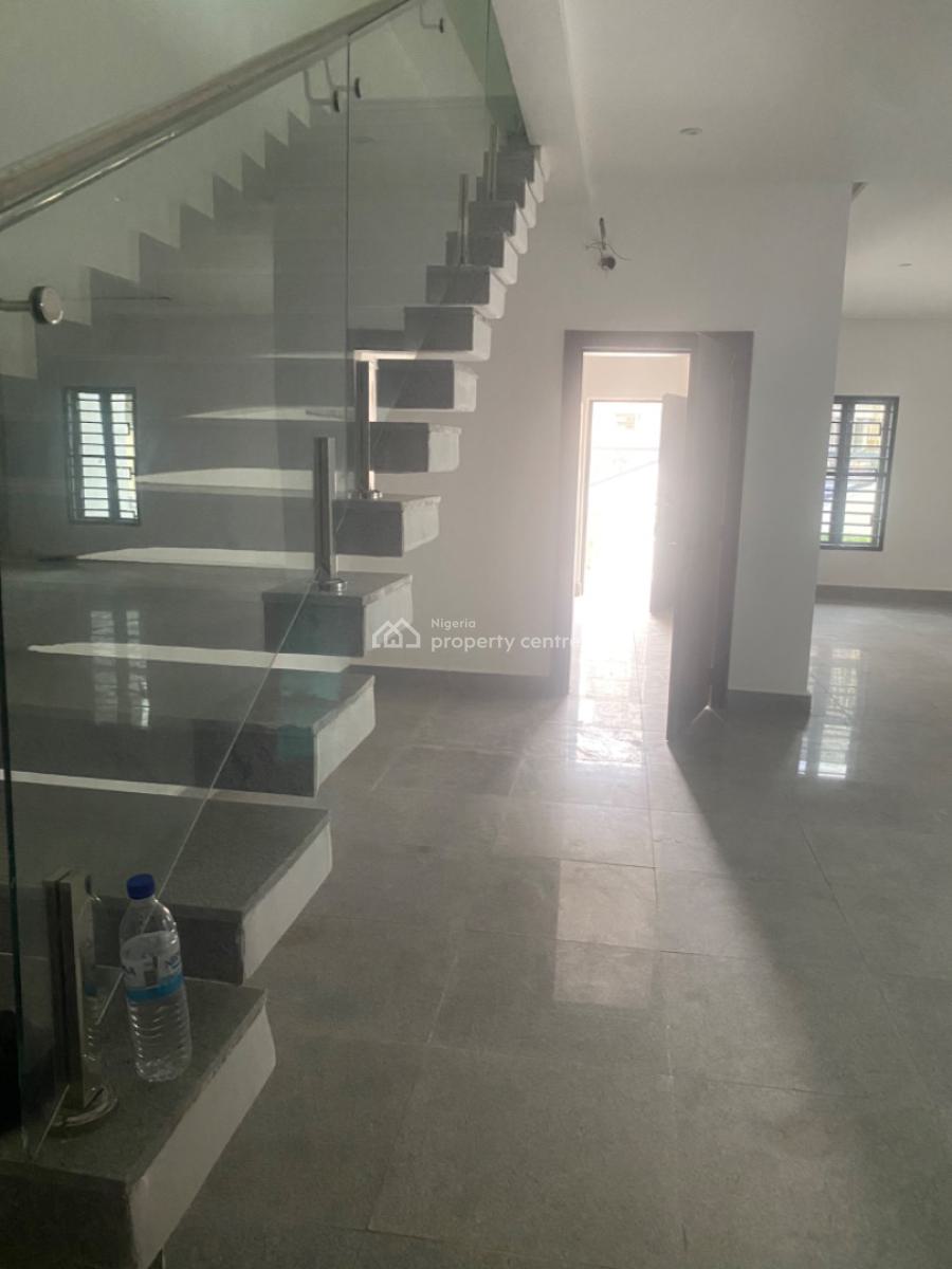 Luxury 4 Bedroom +1 Massive Bq with a Private Back /tarred Road, Jahi, Abuja, Terraced Duplex for Rent