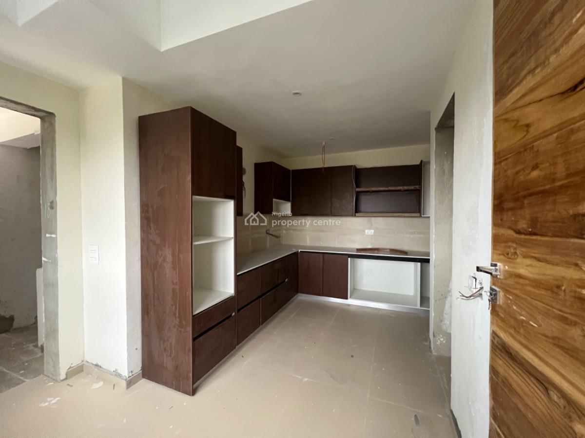 Luxury 2 Bedroom Apartment, Off Saka Tinubu Street, Victoria Island (vi), Lagos, Flat / Apartment for Sale