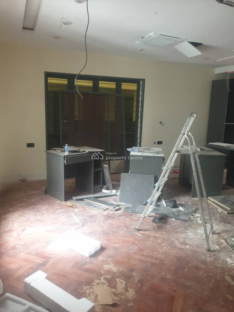 Exclusive 5 Bedroom Fully Detached Duplex  with Bq, Gra Phase 2, Magodo, Lagos, House for Rent