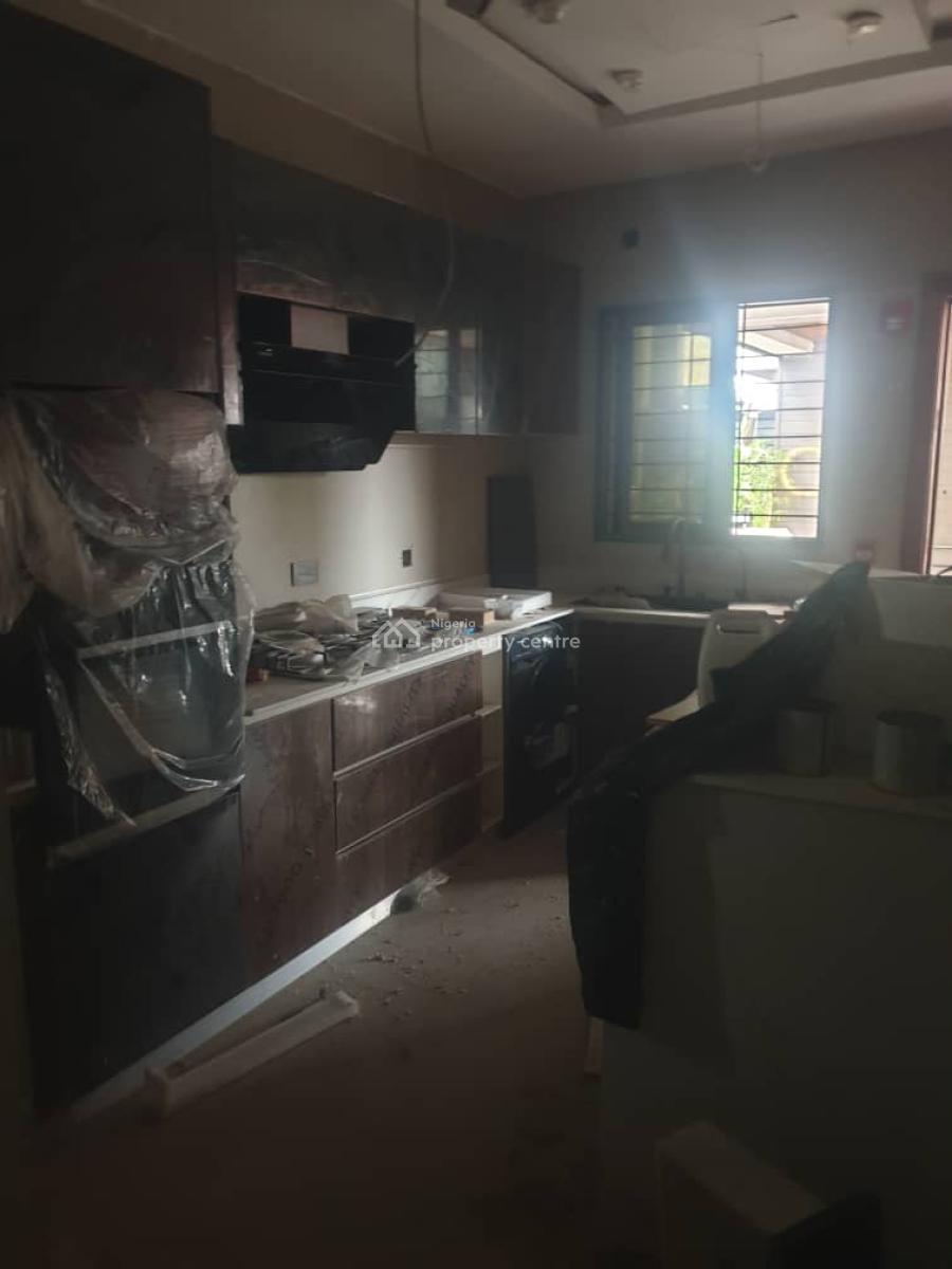 Exclusive 5 Bedroom Fully Detached Duplex  with Bq, Gra Phase 2, Magodo, Lagos, House for Rent