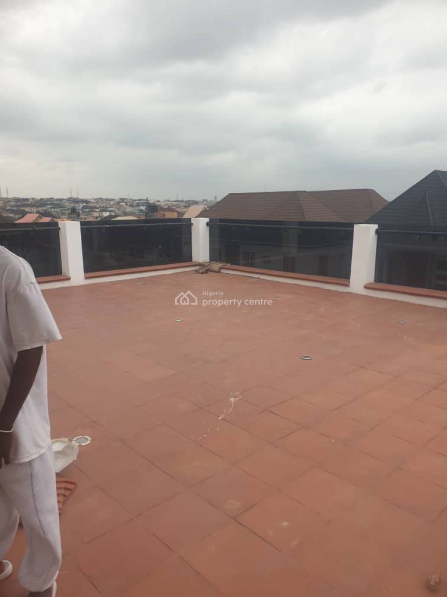 Exclusive 5 Bedroom Fully Detached Duplex  with Bq, Gra Phase 2, Magodo, Lagos, House for Rent