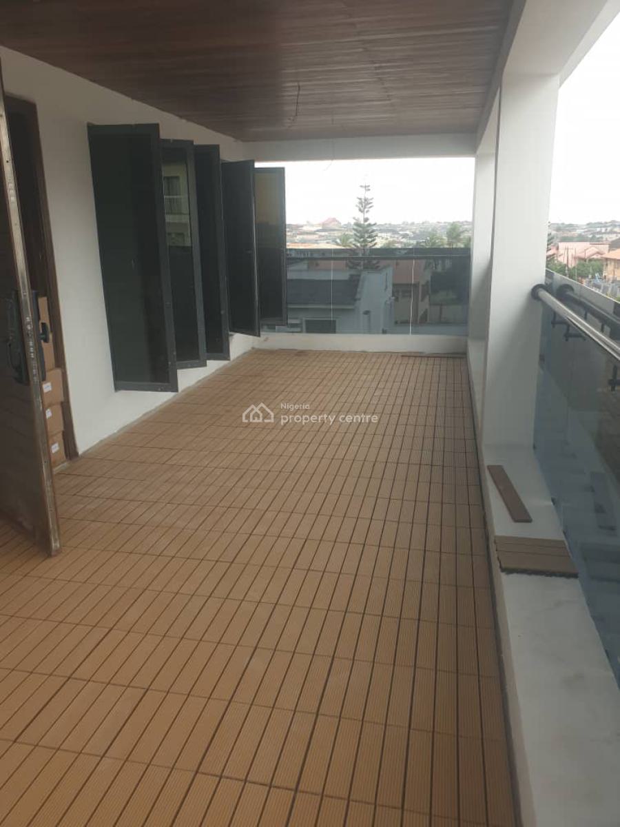 Exclusive 5 Bedroom Fully Detached Duplex  with Bq, Gra Phase 2, Magodo, Lagos, House for Rent