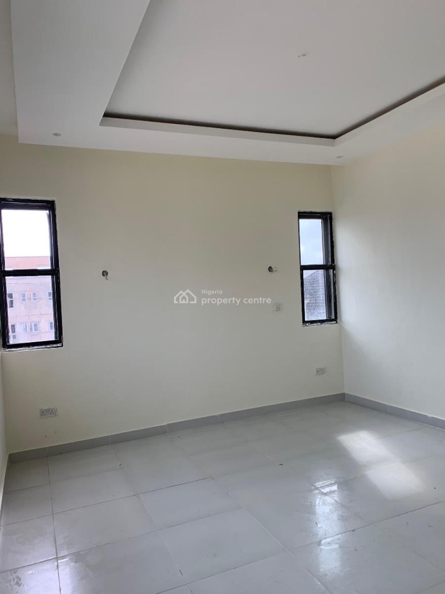 3bedroom Flat on Second Floor, Ologolo, Lekki, Lagos, Flat / Apartment for Rent