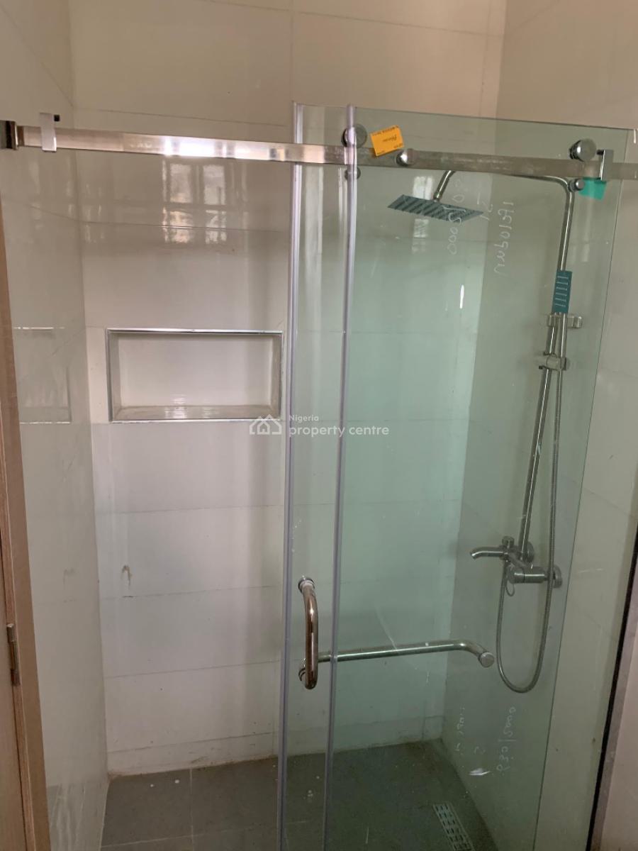 3bedroom Flat on Second Floor, Ologolo, Lekki, Lagos, Flat / Apartment for Rent