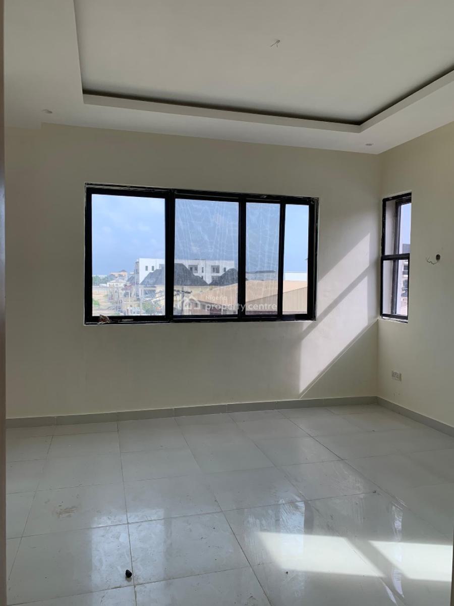 3bedroom Flat on Second Floor, Ologolo, Lekki, Lagos, Flat / Apartment for Rent