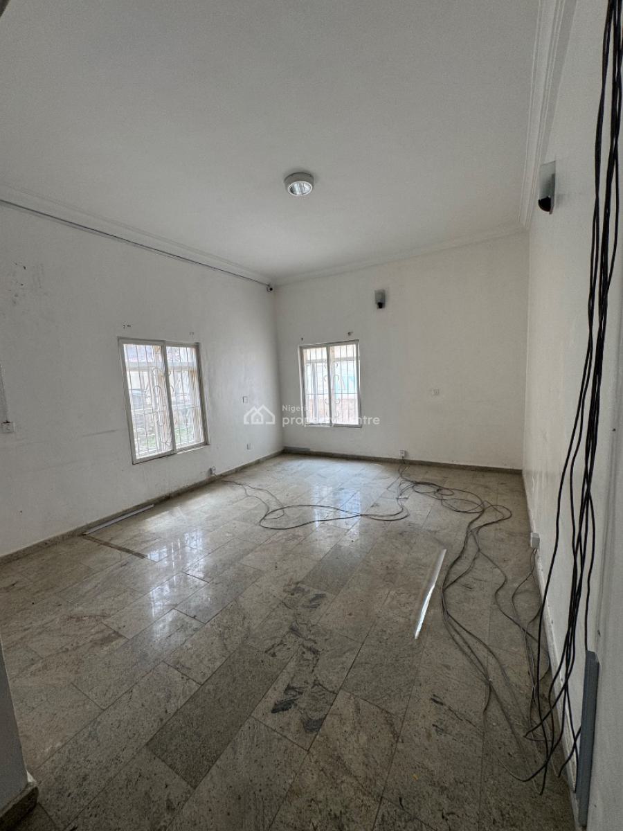 𝐒𝐏𝐀𝐂𝐈𝐎𝐔𝐒 4 𝐁𝐄𝐃𝐑𝐎𝐎𝐌 𝐒𝐄𝐌𝐈 𝐃𝐄𝐓𝐀𝐂𝐇𝐄𝐃 𝐃𝐔𝐏𝐋𝐄, Lekki Phase 1, Lekki Phase 1, Lekki, Lagos, Semi-detached Duplex for Rent
