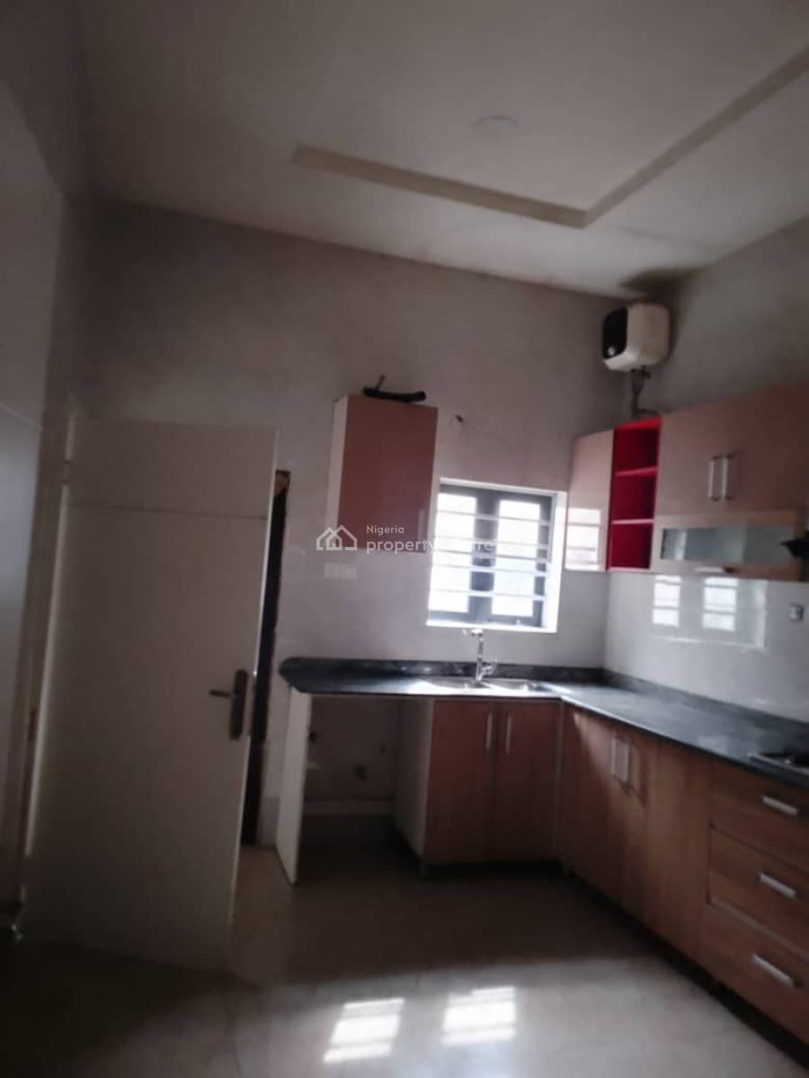 Four Bedroom Terrace Duplex in a Secured Estate, Orchid Road, Lekki, Lagos, Terraced Duplex for Rent