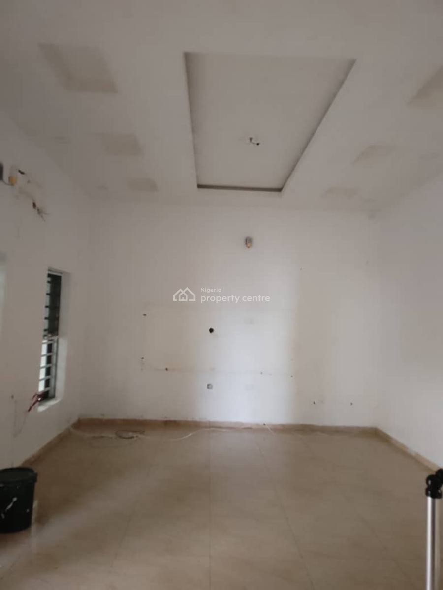Four Bedroom Terrace Duplex in a Secured Estate, Orchid Road, Lekki, Lagos, Terraced Duplex for Rent